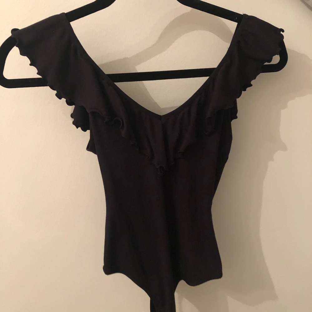 Aritzia bodysuit
